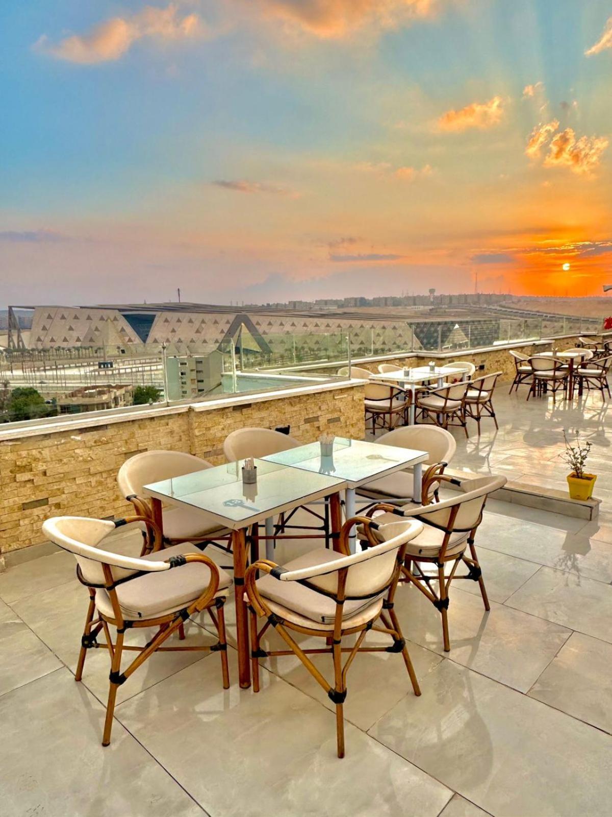 Grand Museum & Pyramids View Hotel Kafr Ghatati ภายนอก รูปภาพ